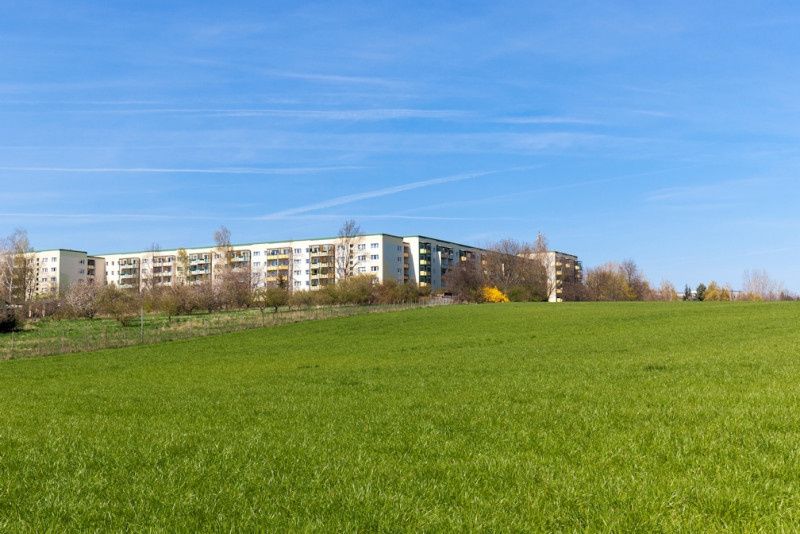 liebevoll neu instandgesetzte Wohnung mit Dusche und Balkon